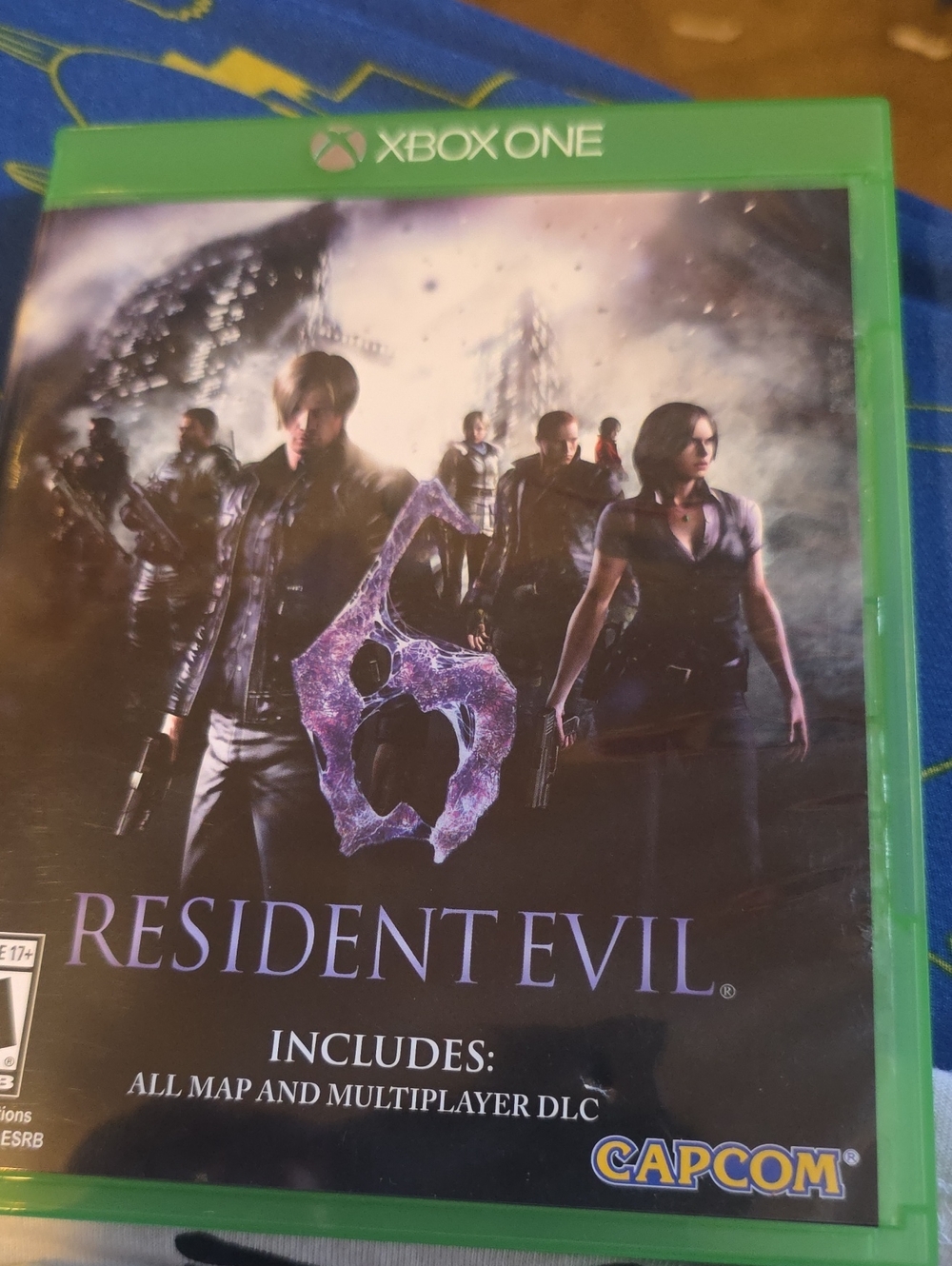 Resident Evil 6 Xbox One - Black/Purple